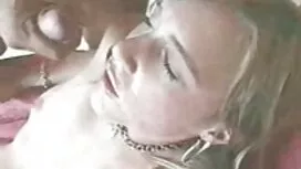 Пишка в Л. и пръст в ...
