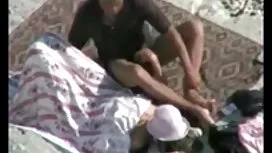 Две бели магаре полу ...