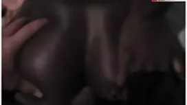 Анален секс с busty  ...