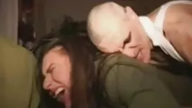 Тъмнокоси жени и при ...