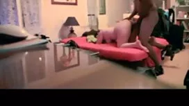 младо момиче, моля д ...