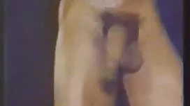 Зоуи Тайлър обича по ...
