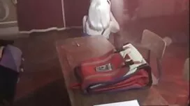 Работете с ретро еро ...